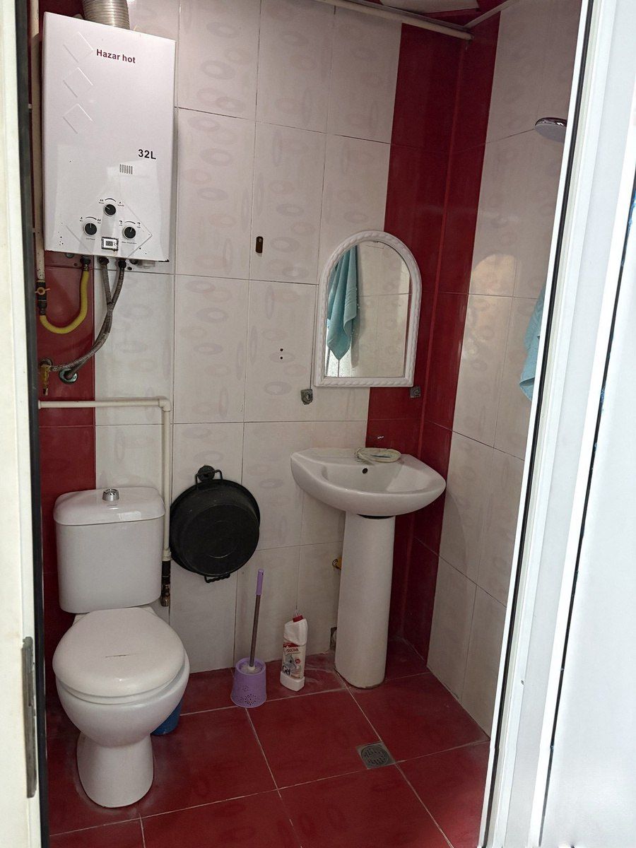 Satılır 2 otaqlı köhnə tikili 45 m² — Mənzil, Bakı (9)