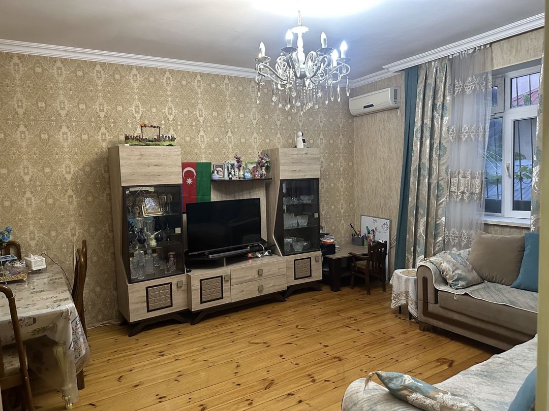 Satılır 6 otaqlı həyət evi/bağ evi 200 m² — Ev, villa, Bakı (8)