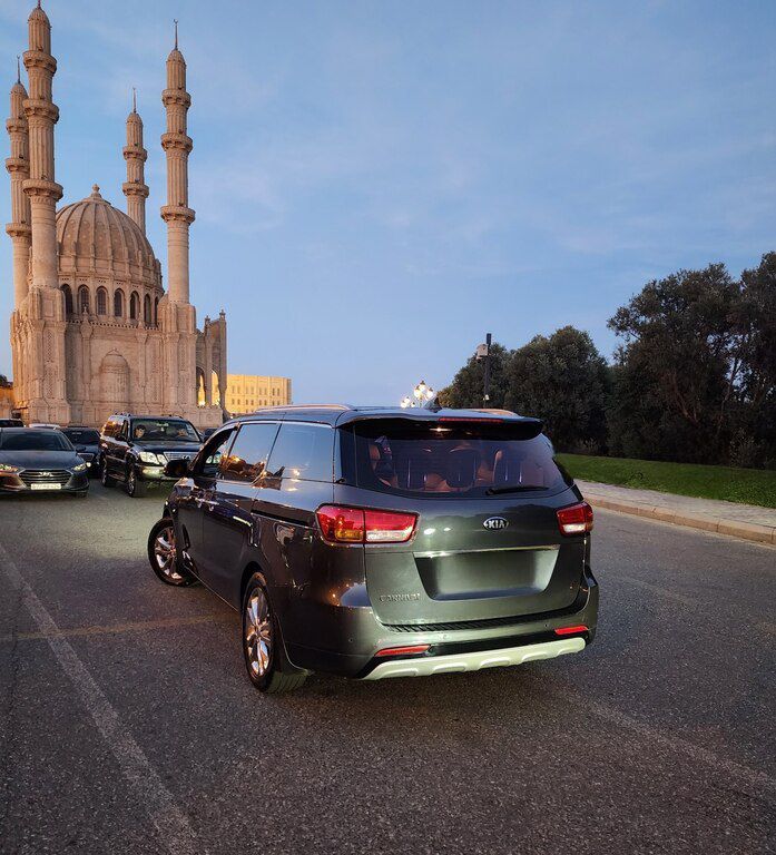 Kia Carnival, 2.2 L, 2017 il, 246 000 km — Avtomobillər, Bakı (5)