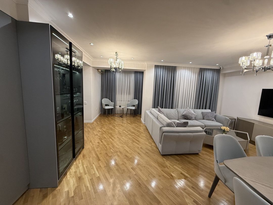 Satılır 4 otaqlı köhnə tikili 120 m² — Mənzil, Bakı (4)