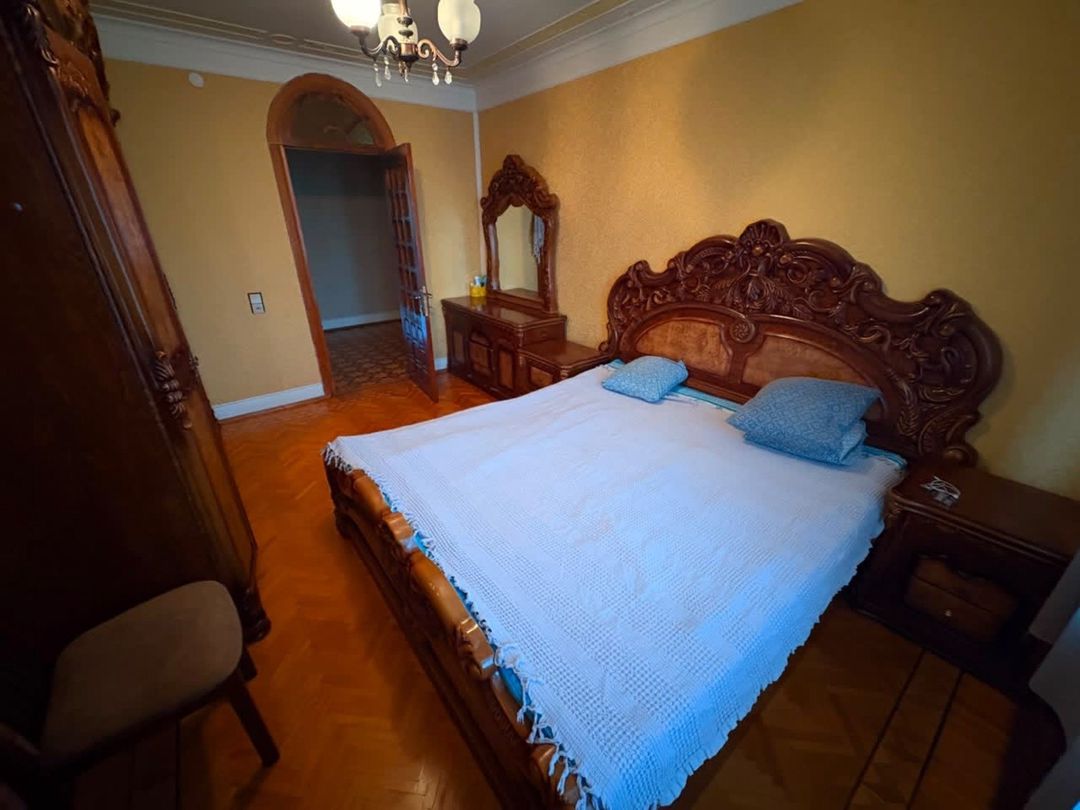 Satılır 4 otaqlı köhnə tikili 105 m² — Mənzil, Bakı (10)