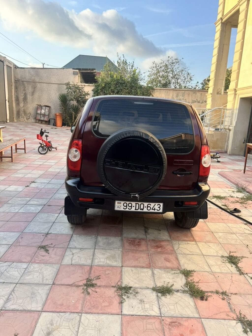 2004-cü il barter var ilkin ödəniş əvəzi kreditdə olan maşınla da 99-DQ-643 — Avtomobillər, Masazır (2)