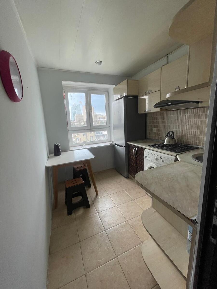 İcarəyə verilir 2 otaqlı köhnə tikili 66 m² — Mənzil, Bakı (9)