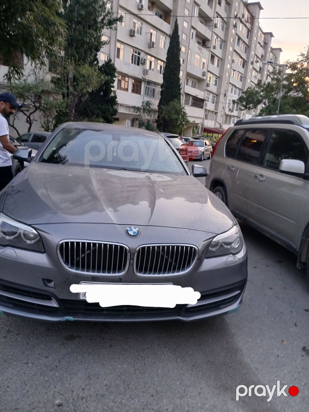 F10 — Avtomobillər, Bakı (3)