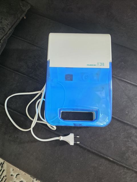 Fazzini F201 – UV sterilizator qutusu - Brend/model: Fazzini F201 — Qadın və kişi salonları üçün — Digər