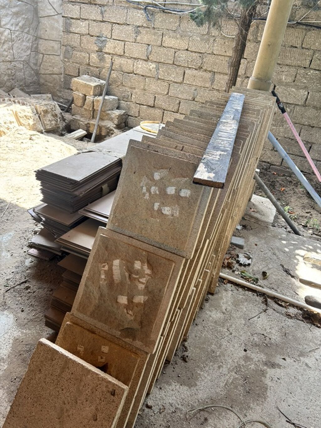 Dekorativ təbii daş panellər və plitələr Təmiz gülbənd daşdaridi zərli — Plitka və örtü materialları, Bakı (5)