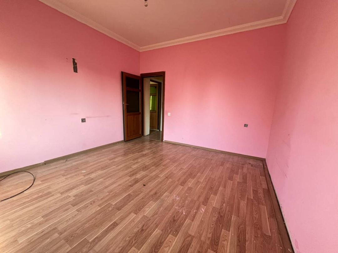 Satılır 2 otaqlı köhnə tikili 63 m² — Mənzil, Bakı (9)