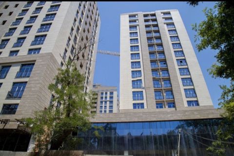Satılır 3 otaqlı yeni tikili 125 m² — Bakı