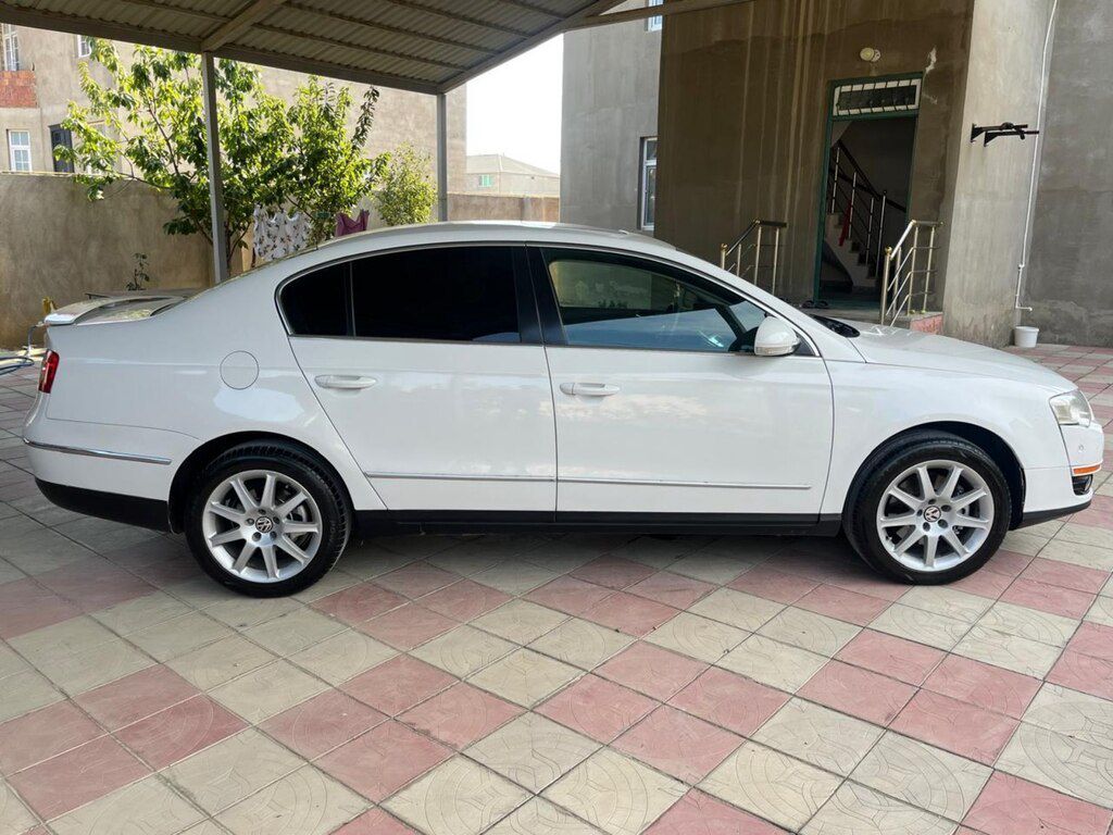 Volkswagen Passat, 1.8 L, 2010 il, 300 000 km — Avtomobillər, Xırdalan (8)