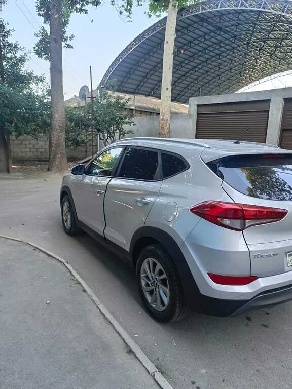 Hyundai Tucson, 2.0 L, 2015 il, 360 000 km 77-BZ-454 — Avtomobillər, Mingəçevir (6)