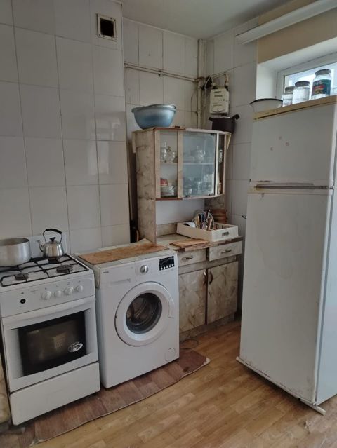Kirayə mənzil – 2 otaqlı, mətbəx və dəhlizli - Plan: ayrılmış 2 otaq — Bakı
