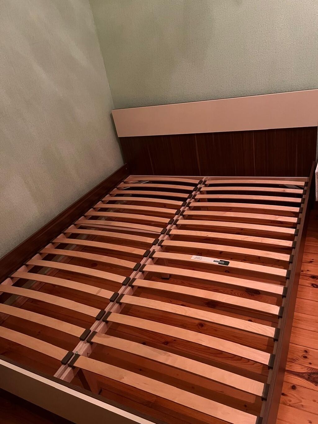 İki nəfərlik taxta çarpayı karkası - Ölçü: təxmini 160x200 sm — Yataqlar, Bakı (4)