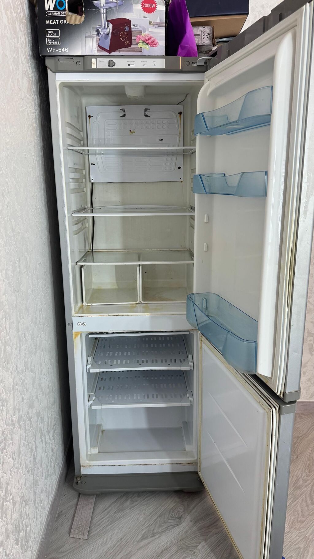 Biryusa iki qapılı soyuducu - Rəng: gümüşü/boz - Aşağıda dondurucu — Soyuducular, Sumqayıt (2)