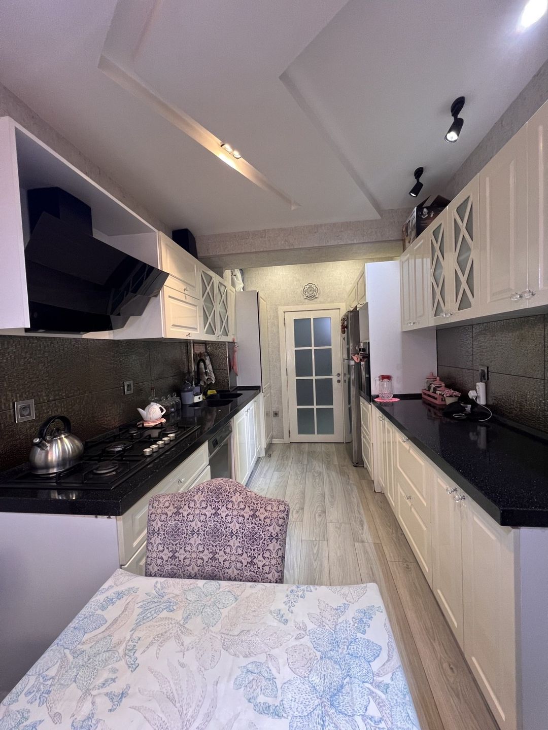 İcarəyə verilir 3 otaqlı yeni tikili 120 m² — Mənzil, Bakı (8)