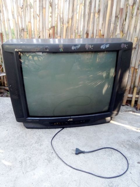 JVC CRT televizor - Marka/model: JVC, K Series (katod-şüalı boru — Ağdaş