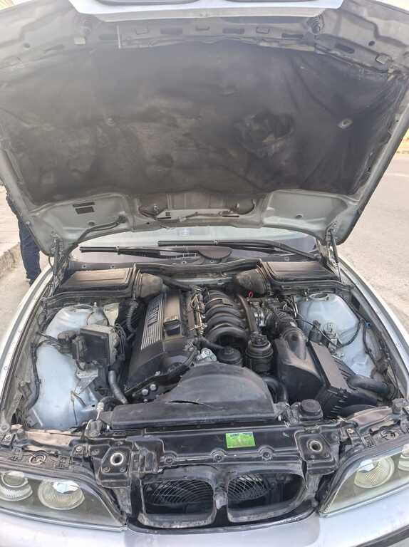 BMW 523, 2.5 L, 1998 il, 484 000 km 77-EJ-932 — Avtomobillər, Siyəzən (9)