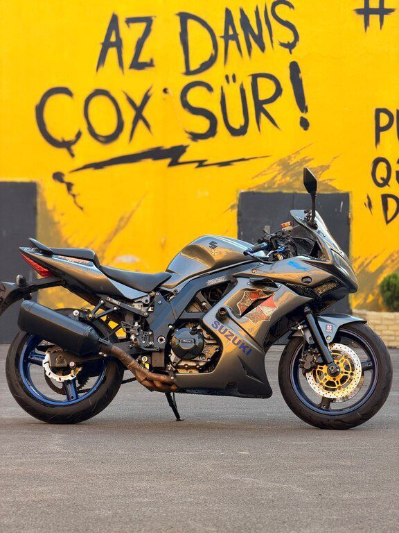 Suzuki SV 650, 645 sm3, 2008 il, 91 000 km — Motosikletlər, Bakı (2)