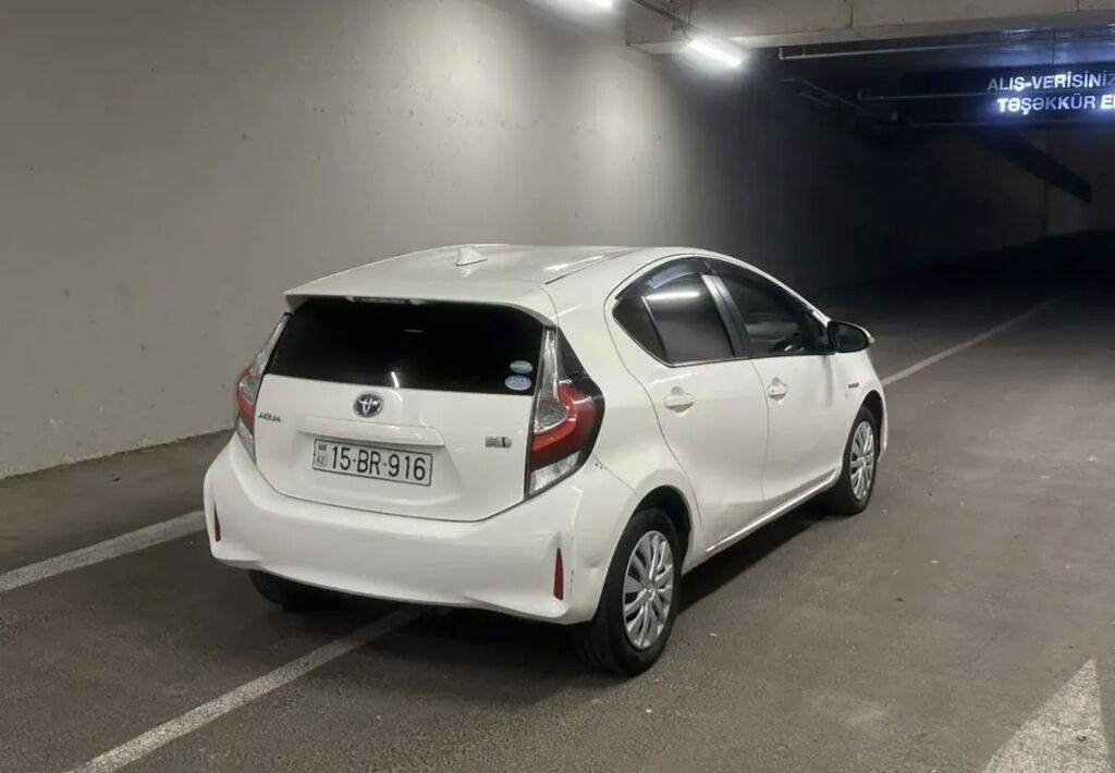Toyota Aqua: 1.5 l 2018 il Hetçbek 15-BR-916 — Avtomobillər, Bakı (5)