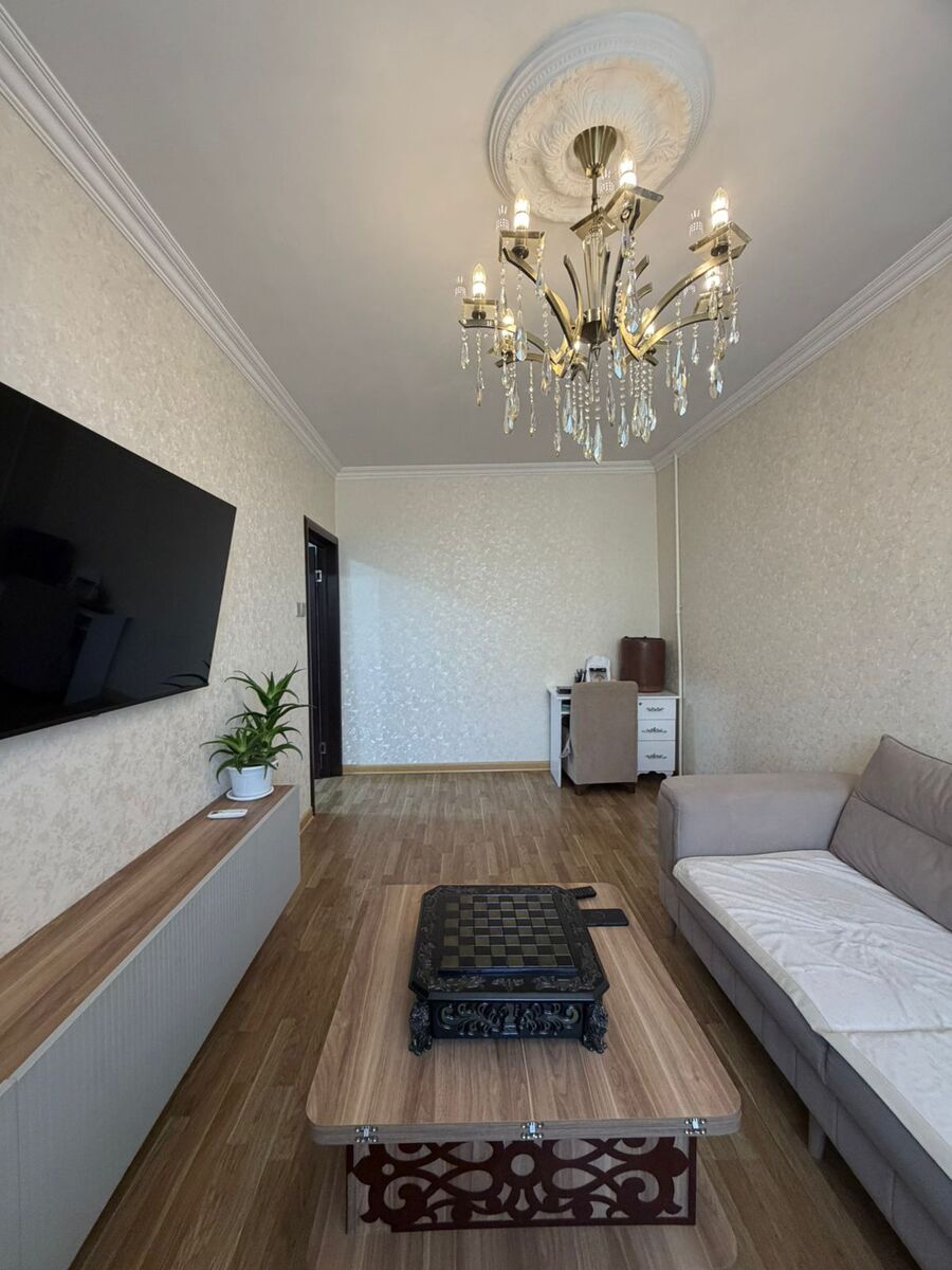 Satılır 2 otaqlı köhnə tikili 65 m² — Mənzil, Bakı (3)