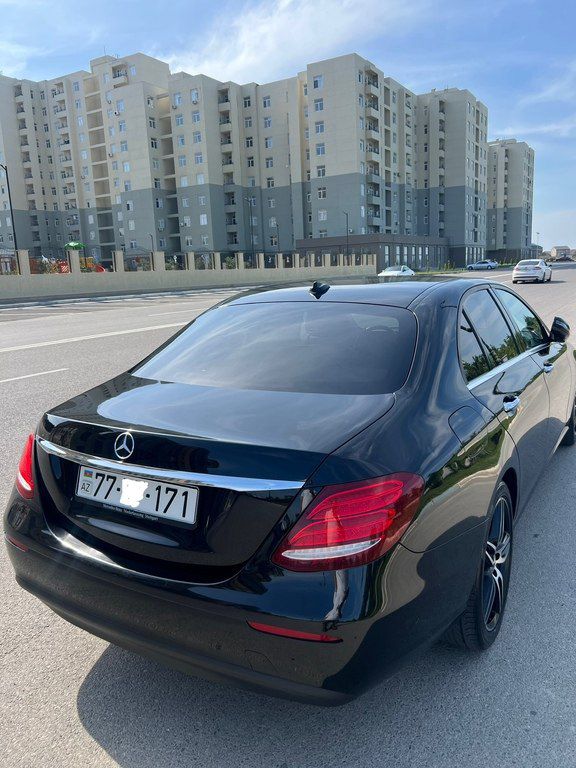 Mercedes E 220 d, 2.0 L, 2018 il, 275 000 km — Avtomobillər, Bakı (2)
