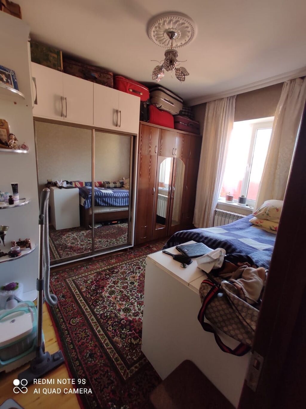 Hovlulu həyət evi - Tam hasarlı, darvazalı həyət; daş plitələrlə — Ev, villa, Bakı (4)