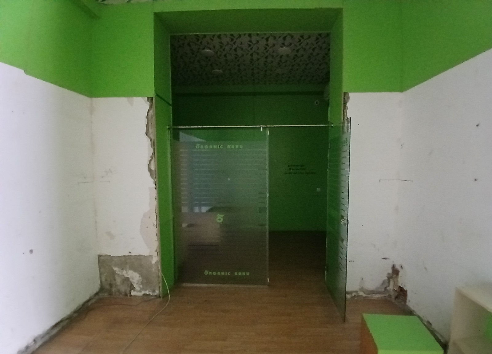 100 m² Zəif təmirli obyekt satılır — Əmlak, Bakı (10)