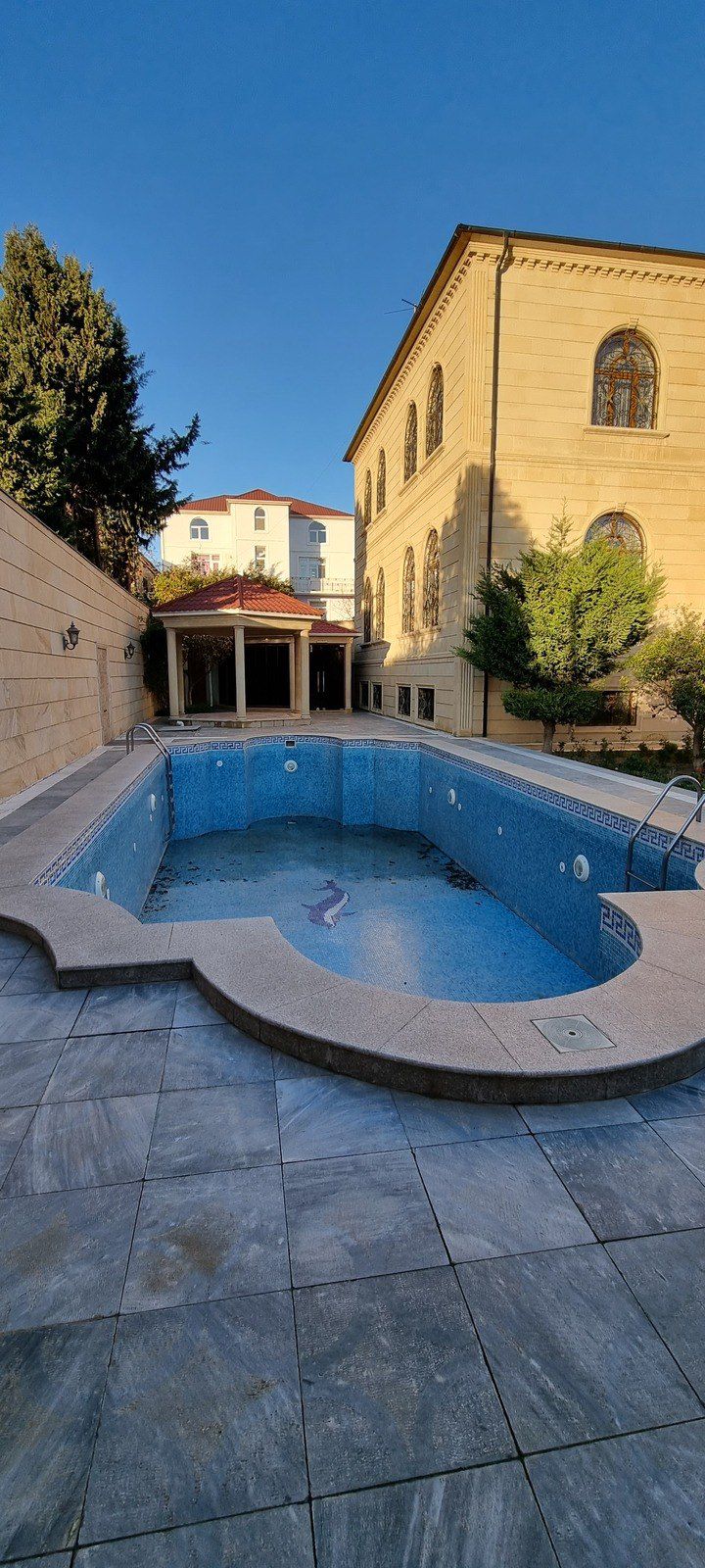 Satılır 10 otaqlı həyət evi/bağ evi 800 m² — Ev, villa, Bakı (4)