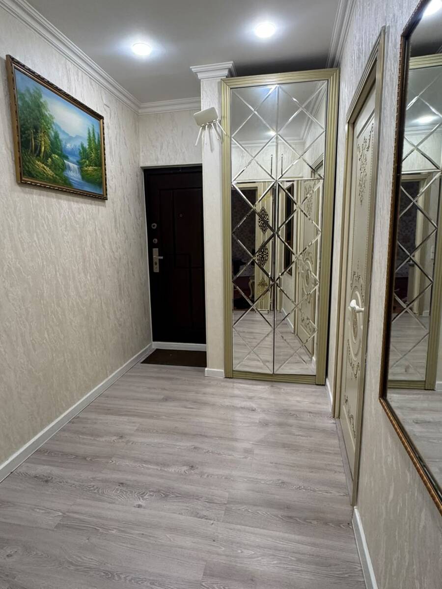 Satılır 4 otaqlı köhnə tikili 100 m² — Mənzil, Bakı (9)