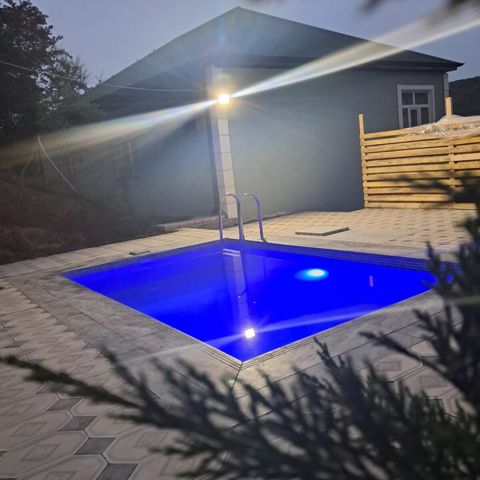 Bağ evi kirayə verilir, Quba r — Quba