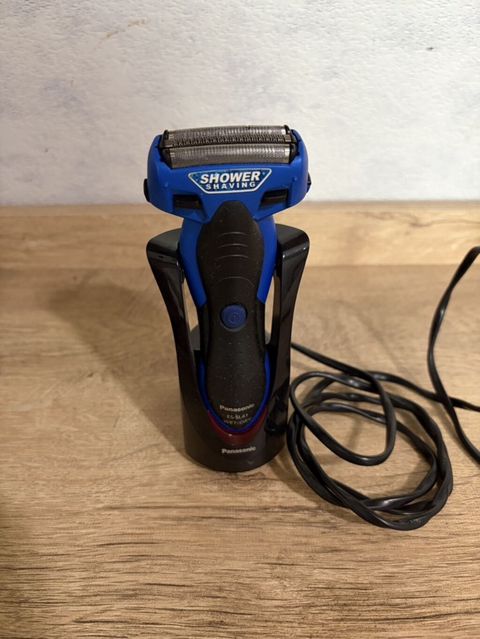 Panasonic ES-SL41 elektrik üzqırxan - Folqa tipli, 3 bıçaqlı sistem — Xırdalan