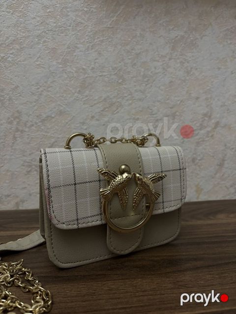 Çiyin çantası, Pinko, Yeni — Bakı