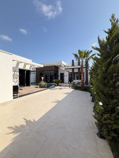Satılır 5 otaqlı həyət evi/bağ evi 225 m² — Bakı