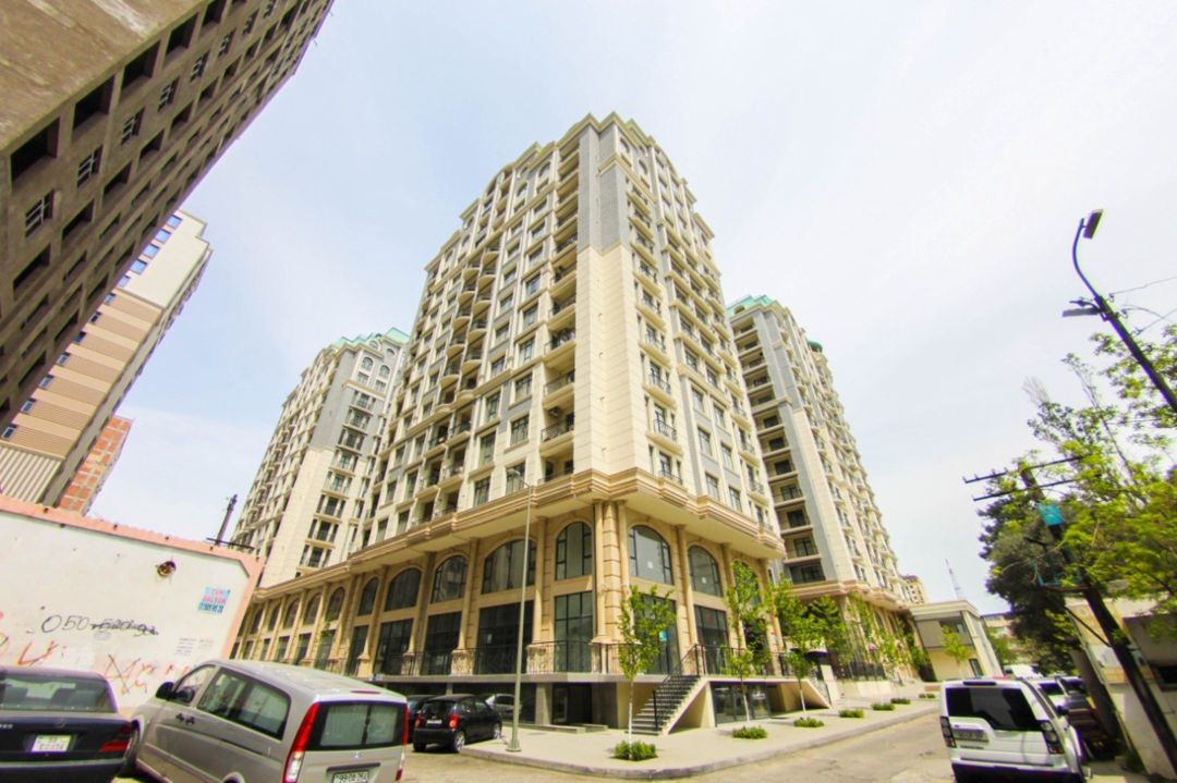 Satılır 2 otaqlı yeni tikili 75 m² — Mənzil, Bakı (2)