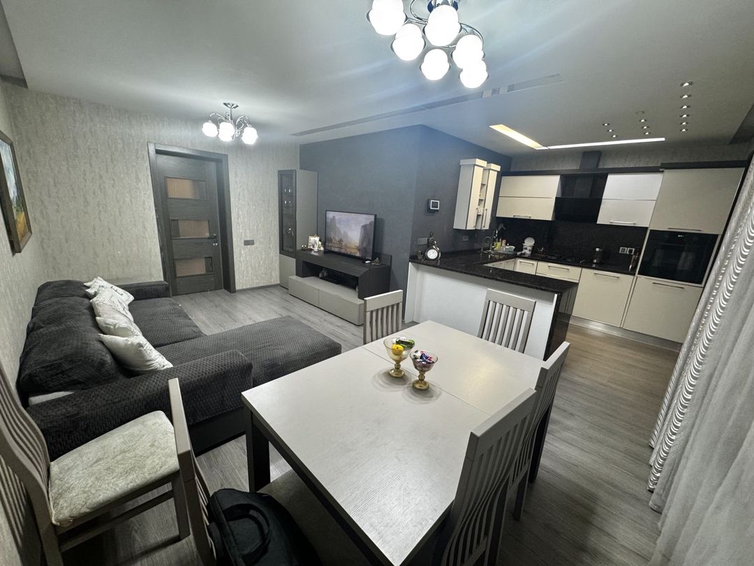 Satılır 3 otaqlı köhnə tikili 90 m² — Mənzil, Bakı (6)