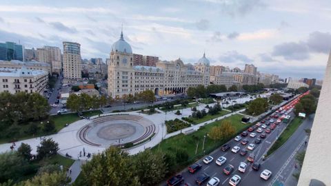 Satılır 4 otaqlı yeni tikili 247 m² — Bakı