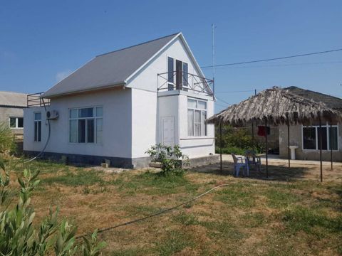 Satılır 5 otaqlı həyət evi/bağ evi 170 m² — Bakı
