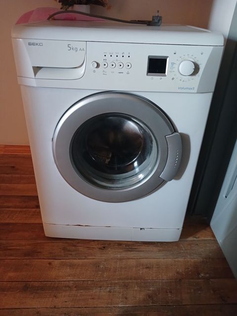 Beko Volumax5 önyükləməli paltaryuyan maşın - Yükləmə həcmi: 5 kq — Bakı