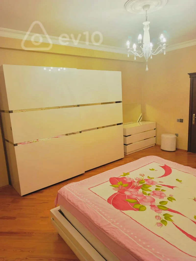 3 otaqlı mənzil, 140 m², Elşən Süleymanov küçəsi — kirayə — Mənzil, Bakı (7)