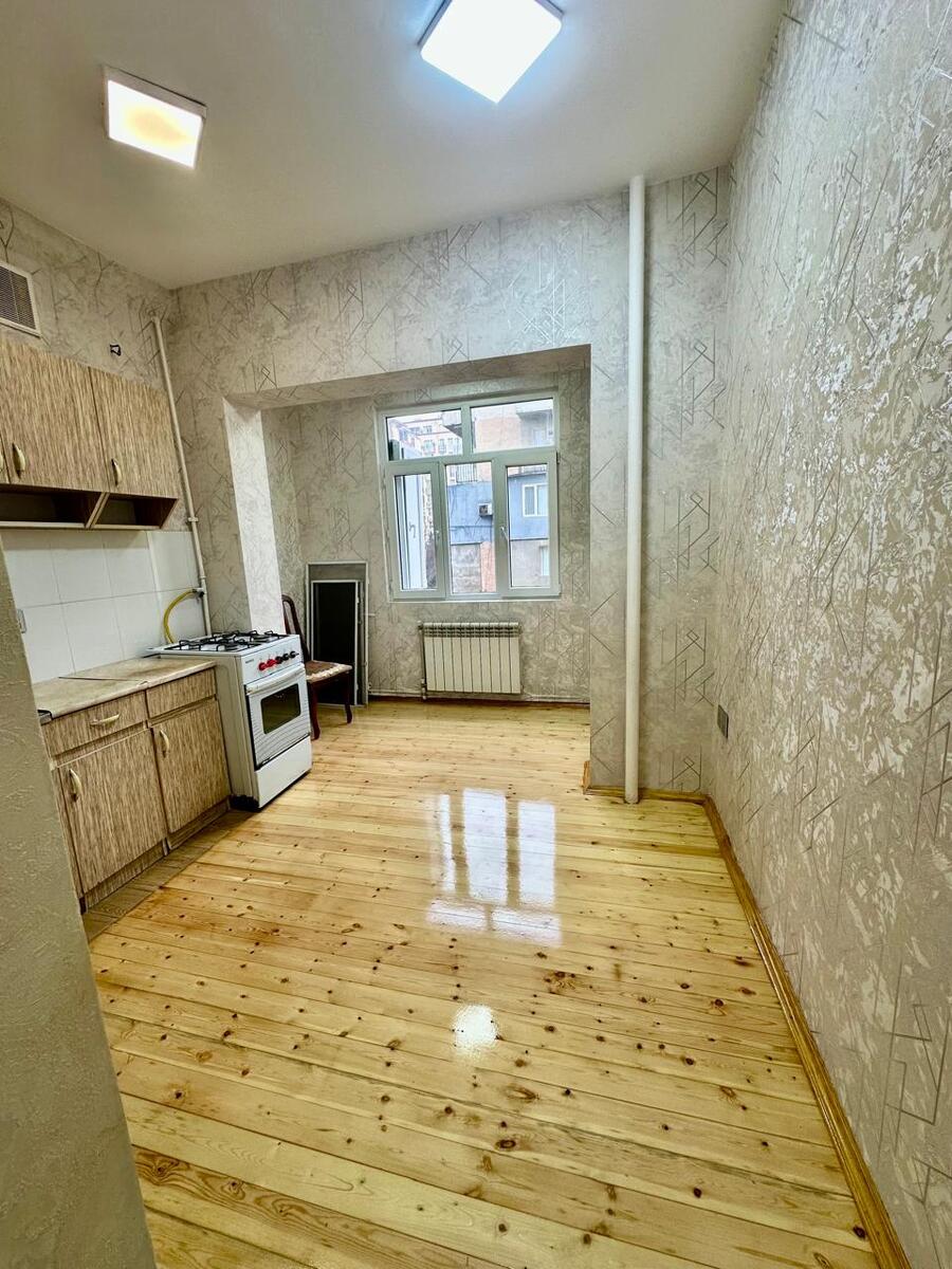 Satılır 1 otaqlı köhnə tikili 40 m² — Mənzil, Bakı (4)