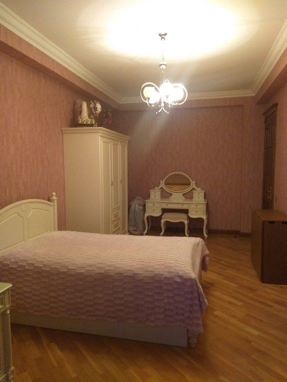 Satılır 6 otaqlı yeni tikili 320 m² — Mənzil, Bakı (5)