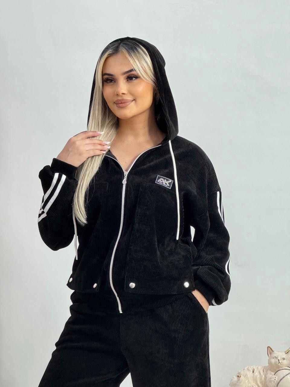 Şalvarlı dəst qadınlar üçün ALS02, qara, velvet, ölçü M — Mallar, Bakı (2)