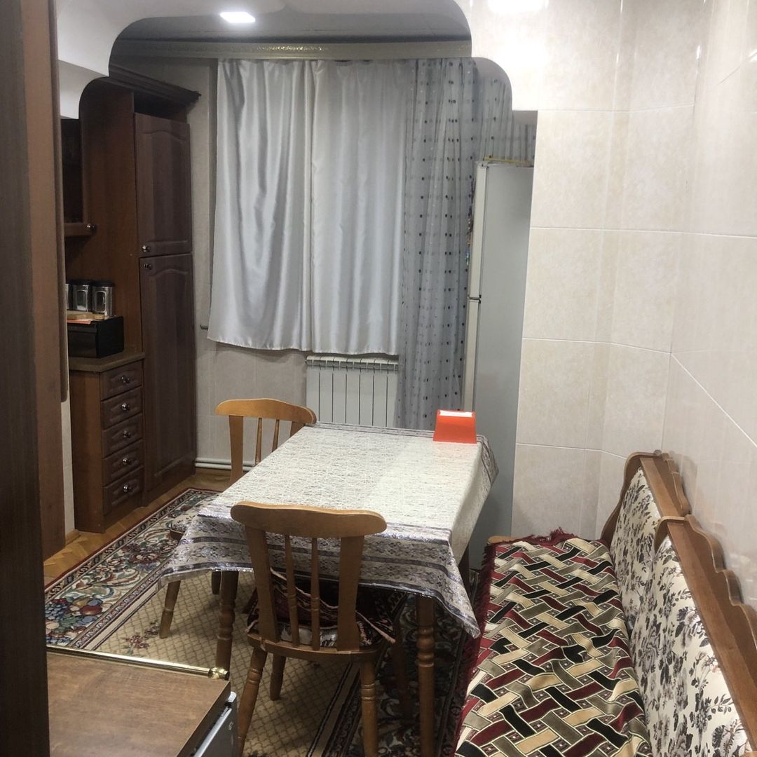 Satılır 4 otaqlı köhnə tikili 110 m² — Mənzil, Bakı (10)