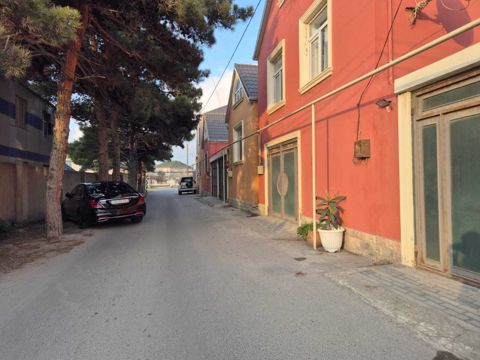 Satılır 4 otaqlı həyət evi/bağ evi 135 m² — Bakı