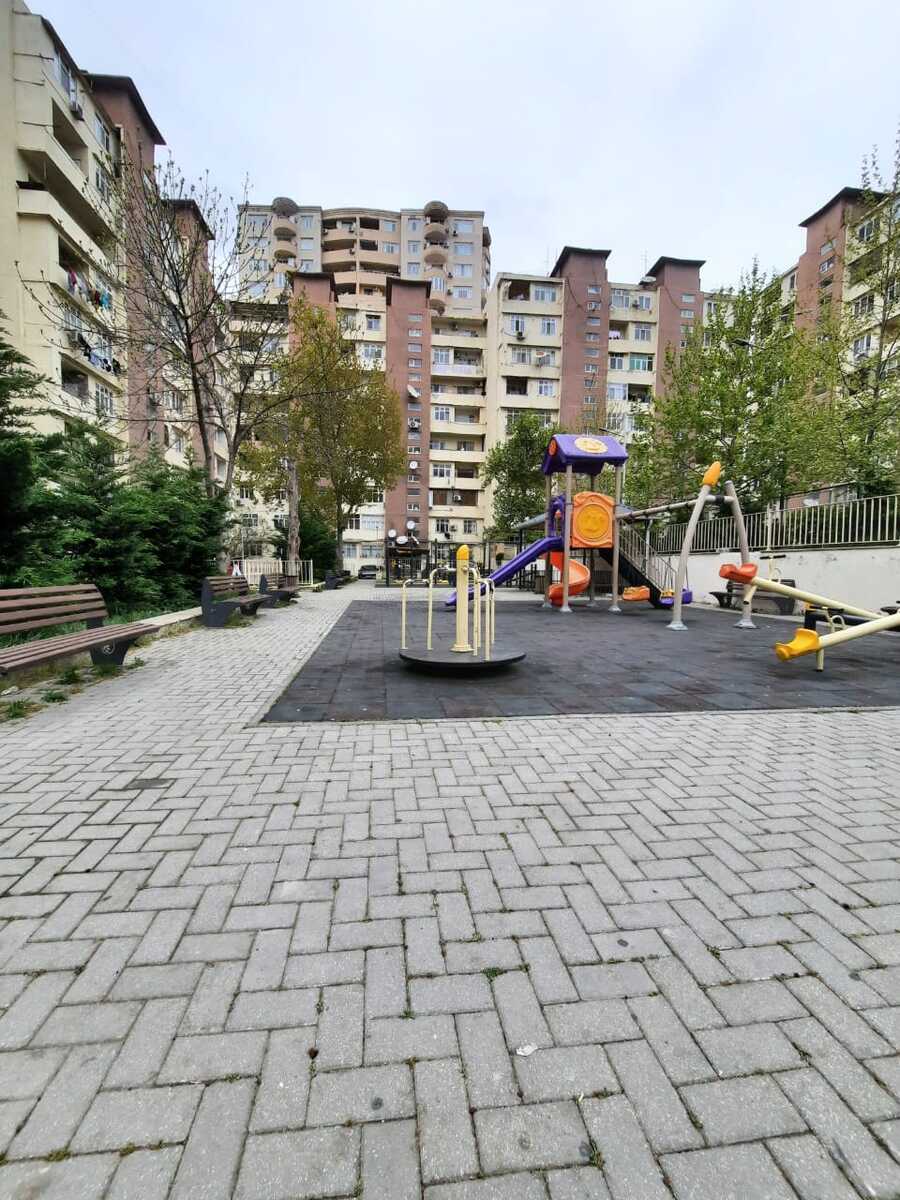 Satılır 2 otaqlı köhnə tikili 75 m² — Mənzil, Bakı (3)