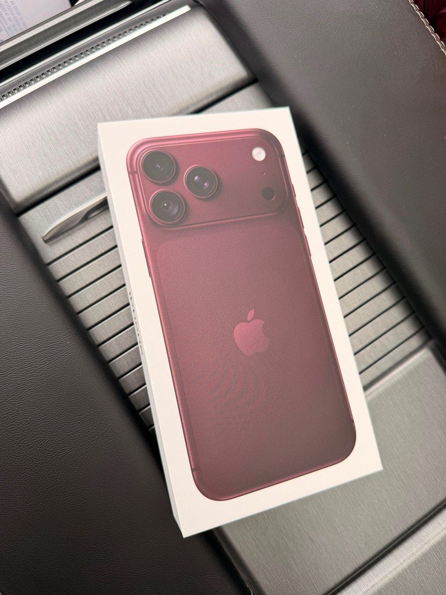 Apple iPhone 18 Pro Max Burgundy 256GB/12GB — Smartfonlar, Bakı
