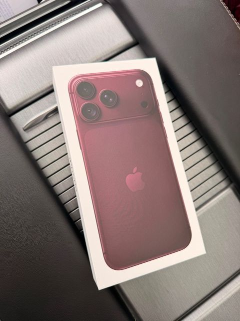 Apple iPhone 18 Pro Max Burgundy 256GB/12GB — Bakı