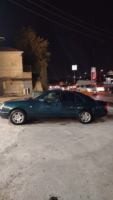 Mercedes E 280 4MATIC, 2.8 L, 1998 il, 395 000 km 90-LP-476 — Avtomobillər, Bakı (7)