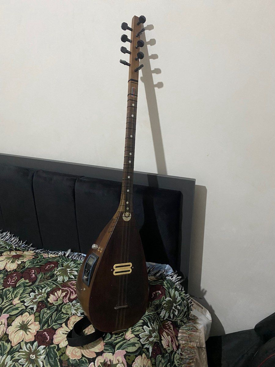 Saz — Musiqiə alətləri, Bakı
