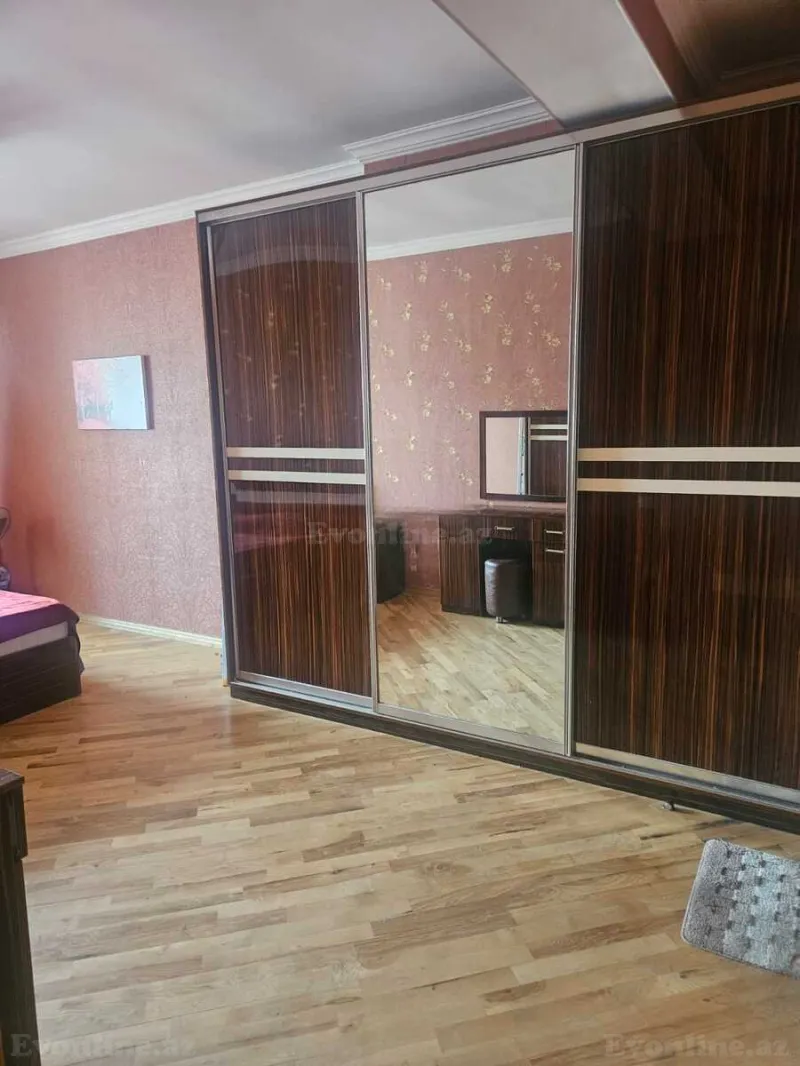 Kirayə verilir 3 otaqlı Mənzil Yeni tikili 140 m² Bakı, Nəsimi r., 8 Noyabr m — Bakı