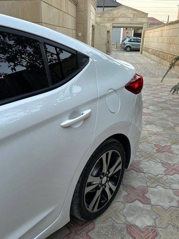 Hyundai Elantra, 2.0 L, 2016 il, 130 000 km — Avtomobillər, Bakı (10)